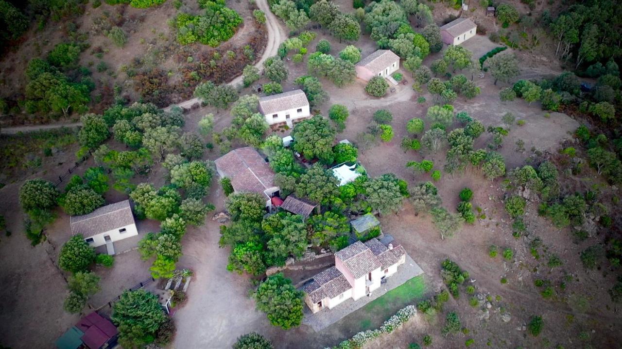 Li Paduleddi Country Guest House Olbia Exteriör bild